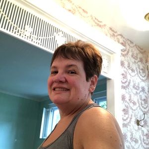 Meet your Posher, Kelly